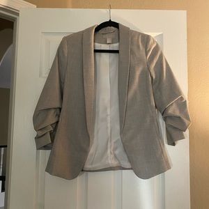H&M structured blazer with cinched sleeve size XS